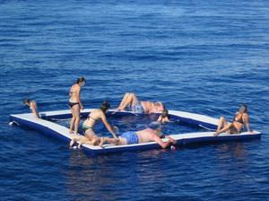 floating swimming pool