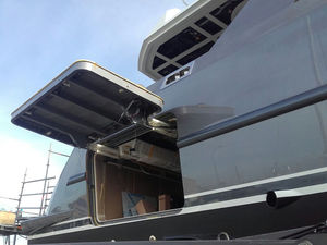 yacht door / side-hinged