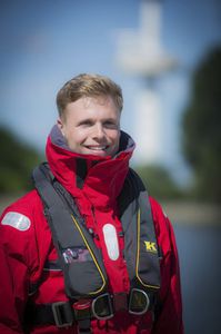 self-inflating life jacket