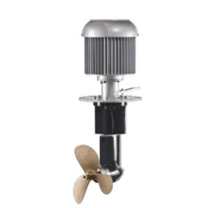 saildrive motor 1