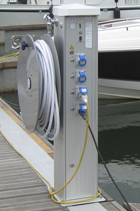 electrical distribution pedestal
