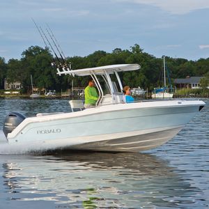 outboard center console boat