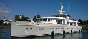 cruising motor yacht