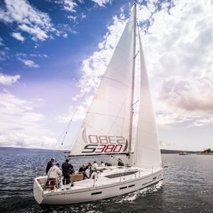 cruising-racing sailboat 1