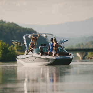 inboard deck boat