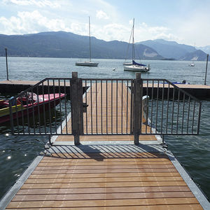 dock gate