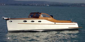 inboard runabout