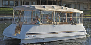 electric pontoon boat / 10-person max.