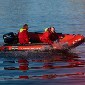 professional rescue boat 1