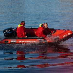 professional rescue boat 1