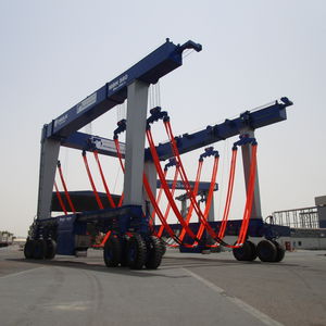 heavy load travel lift 1