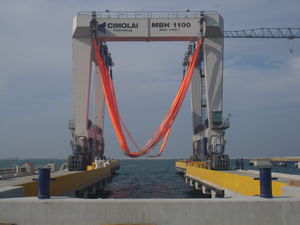remotely controlled travel lift