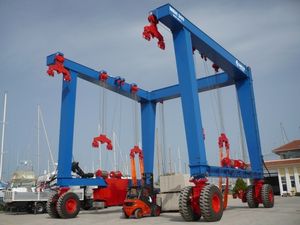 all-wheel steering travel lift 1