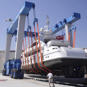 all-wheel steering travel lift 1