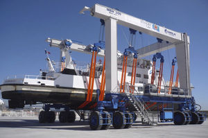 all-wheel steering travel lift 1