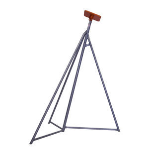 sailboat stand 1