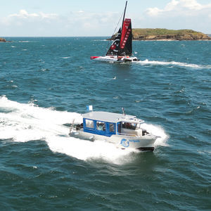 dive support boat 1