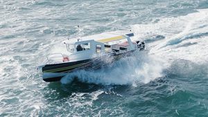 passenger boat 1