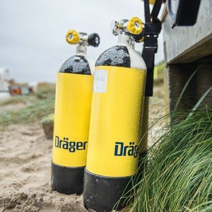 professional diving buoyancy compensator