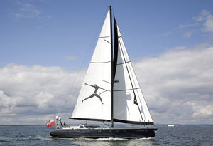 cruising sailing yacht