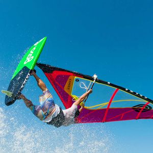 freestyle windsurf board