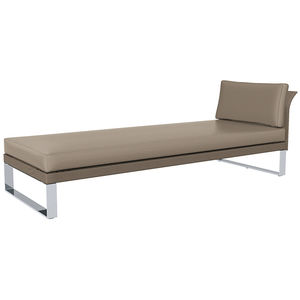 yacht chaise longue