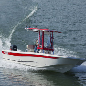 outboard center console boat