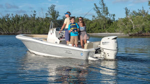 outboard center console boat