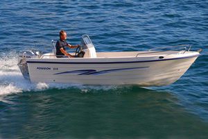 outboard center console boat 1