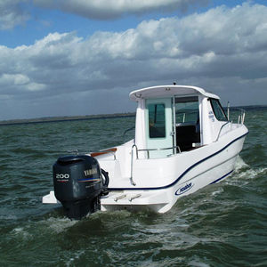 outboard day fishing boat