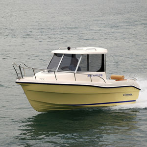 outboard day fishing boat 1