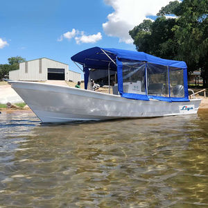 outboard center console boat