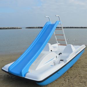 5-person pedal boat