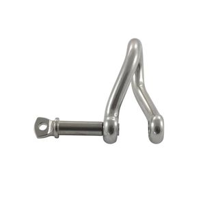 shackle for sailboats with captive pin