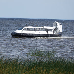 commercial hovercraft