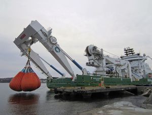 ship crane