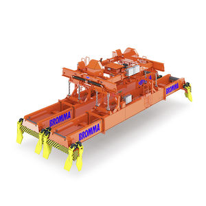 container spreader