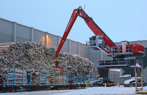 port crane