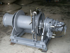 cargo securing winch