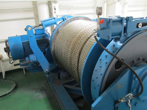 mooring winch