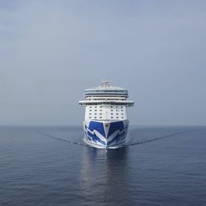 cruise ship 1
