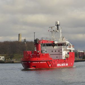 container ship cargo ship