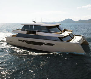 catamaran motor yacht