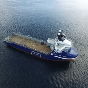 platform supply vessel (PSV) offshore support vessel