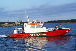 oil spill recovery boat 1