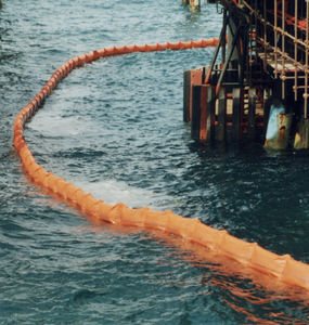 containment boom 1