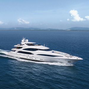 cruising super-yacht