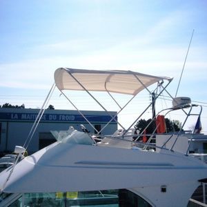 boat Bimini top