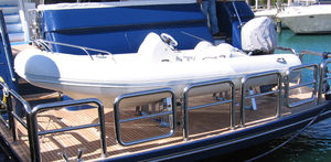 platform tender chock