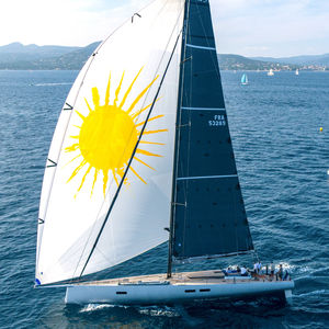 cruising sailing yacht